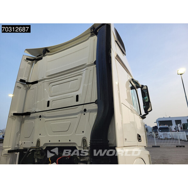 2017 Mercedes-Benz Actros 1842-45927895