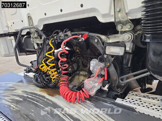 2017-mercedes-benz-actros-1842-1431023-45927896