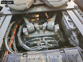 2017-mercedes-benz-actros-1842-1431023-45927900