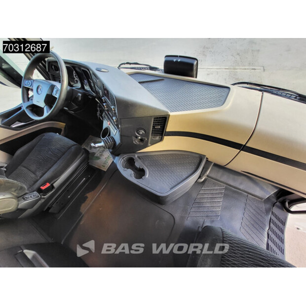 2017 Mercedes-Benz Actros 1842-45927902