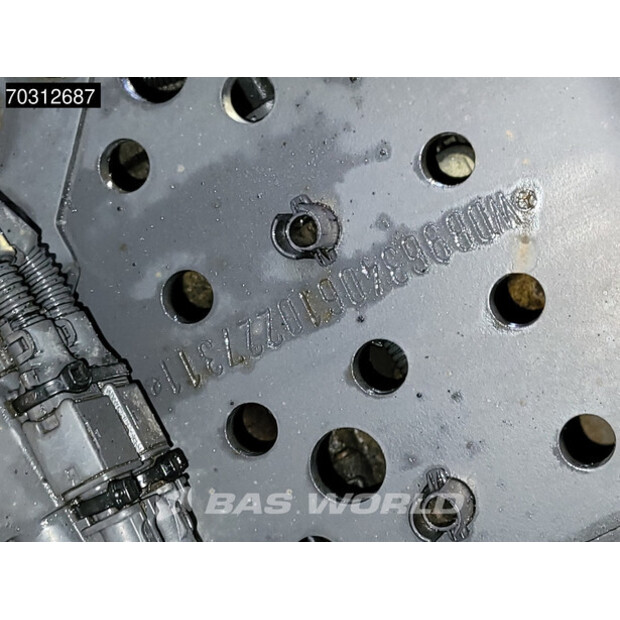 2017 Mercedes-Benz Actros 1842-45927917