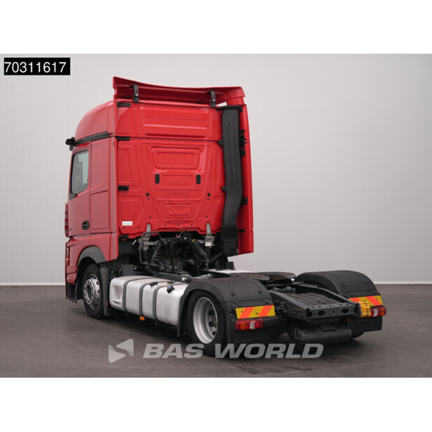 2022 Mercedes-Benz Actros 1842-45927957