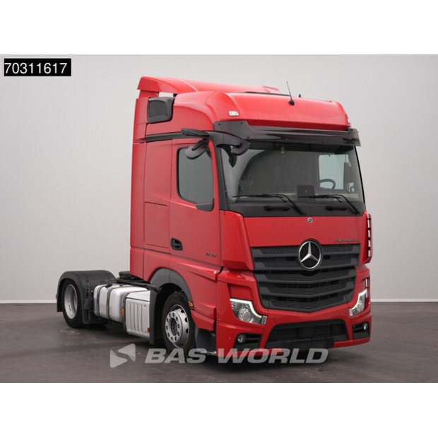 2022 Mercedes-Benz Actros 1842-45927958
