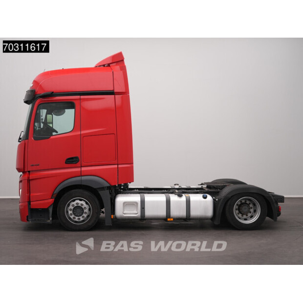 2022 Mercedes-Benz Actros 1842-45927963