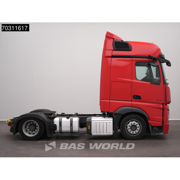 2022 Mercedes-Benz Actros 1842-45927964