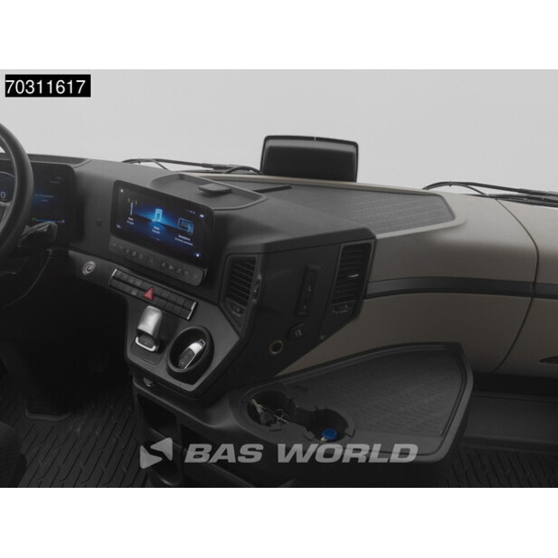 2022 Mercedes-Benz Actros 1842-45927978