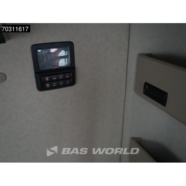 2022 Mercedes-Benz Actros 1842-45927987