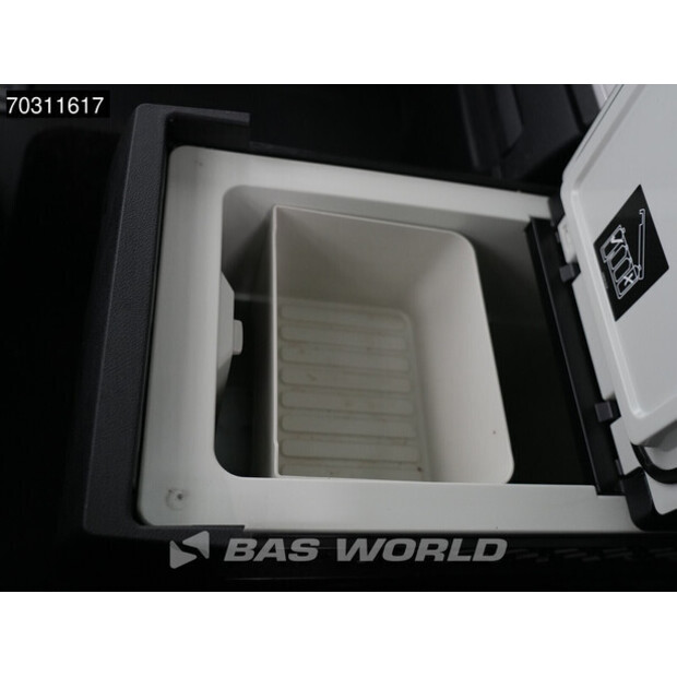 2022 Mercedes-Benz Actros 1842-45927989