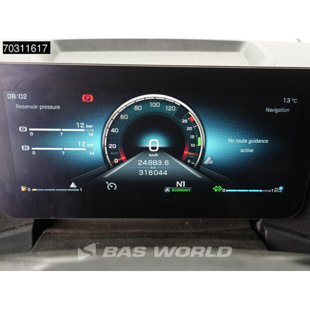 2022 Mercedes-Benz Actros 1842-45927992