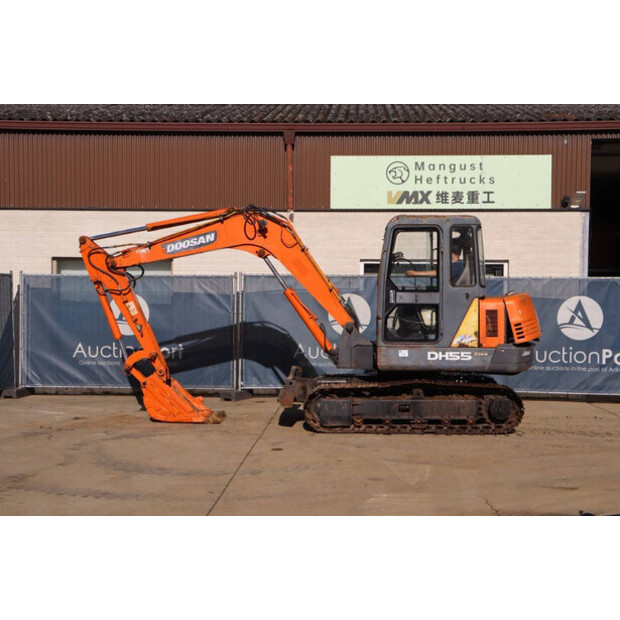 Doosan DH55-V-45928268