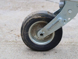 lorries-2700rt-1431035-45928345