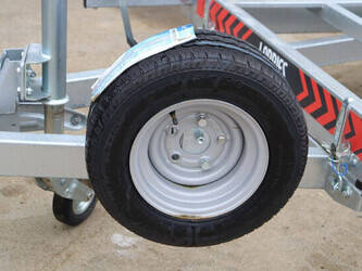 lorries-2700rt-1431035-45928346