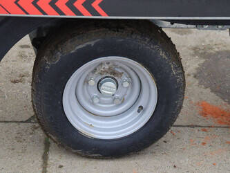 lorries-2700rt-1431035-45928348