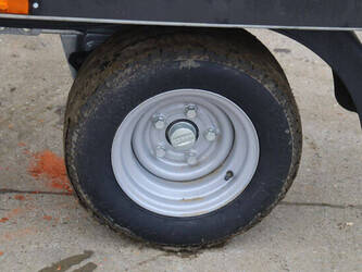 lorries-2700rt-1431035-45928349