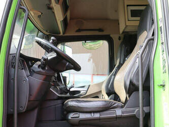 2017-mercedes-benz-actros-2551-1431040-45928491