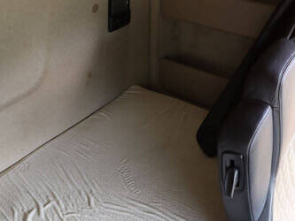 2017-mercedes-benz-actros-2551-1431040-45928508