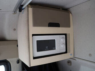 2017-mercedes-benz-actros-2551-1431040-45928510