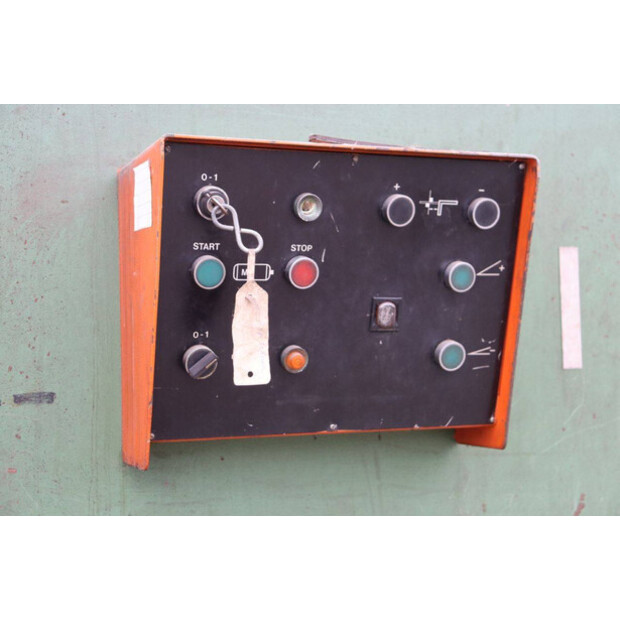 1984 Haco TS 3012-45928585