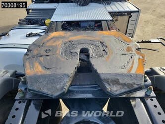 2020-man-tgs-18-470-1431047-45928685