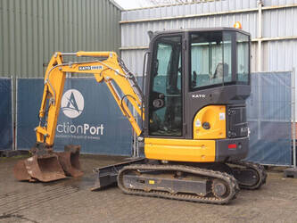 2019-kato-hd27-v4-45929068