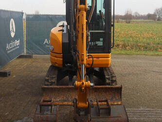 2019-kato-hd27-v4-45929073