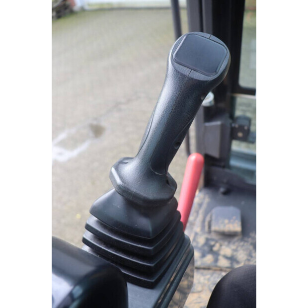 2019 كاتو HD27 V4-45929099