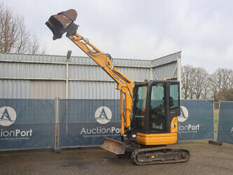 2019-kato-hd27-v4-45929100