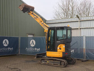 2019-kato-hd27-v4-45929102