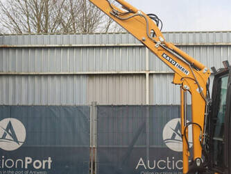 2019-kato-hd27-v4-45929103