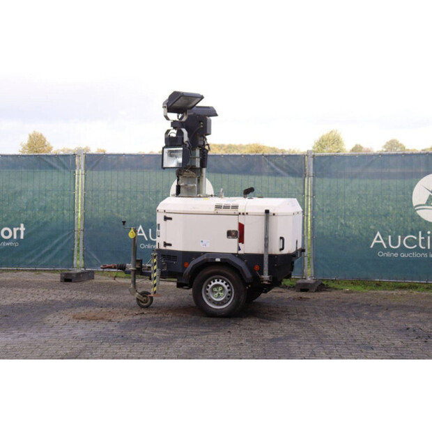 2015 Towerlight VB-9-45929252