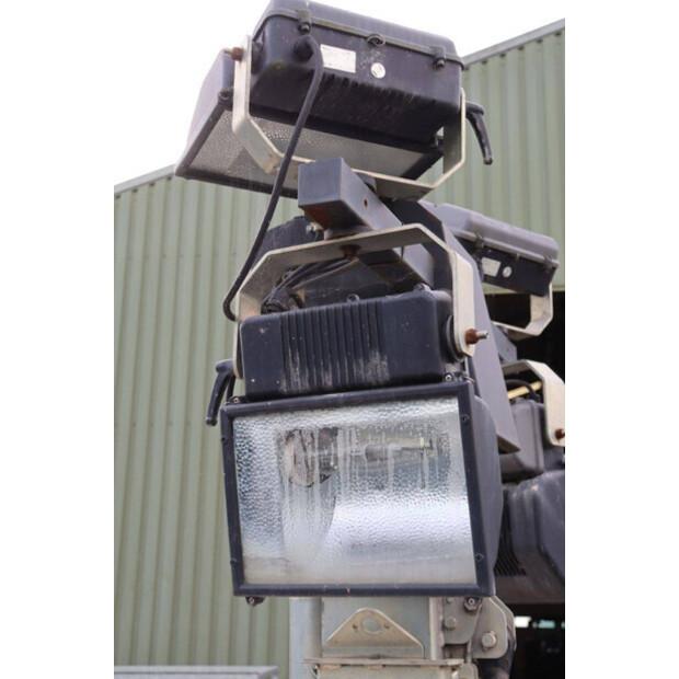 2015 Towerlight VB-9-45929280