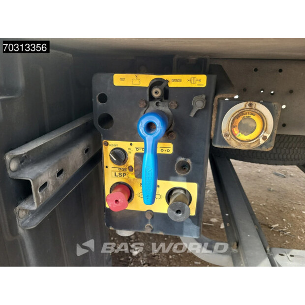 2012 Schmitz Cargobull SCB*S3B-45929320