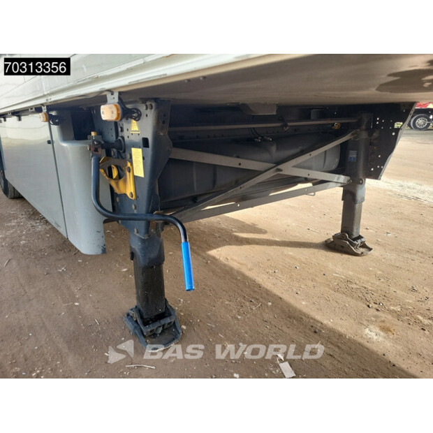 2012 Schmitz Cargobull SCB*S3B-45929326