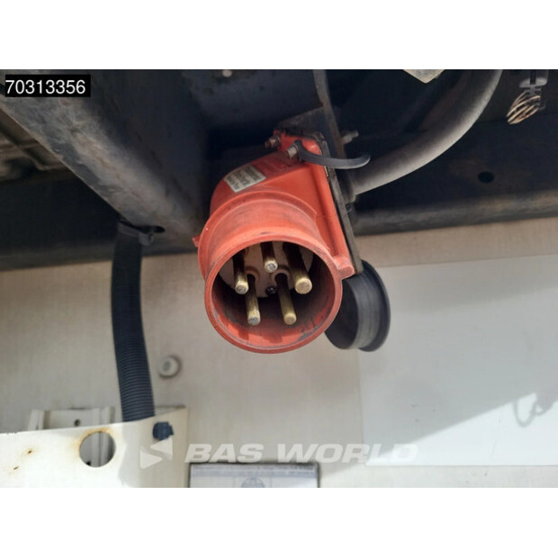 2012 Schmitz Cargobull SCB*S3B-45929327