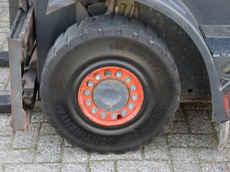 2012-linde-h25d-01-1431064-45929414