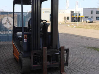 2003-still-r60-30-1431066-45929467