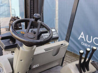 2003-still-r60-30-1431066-45929481