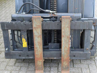 2006-still-r60-30-1431068-45929553