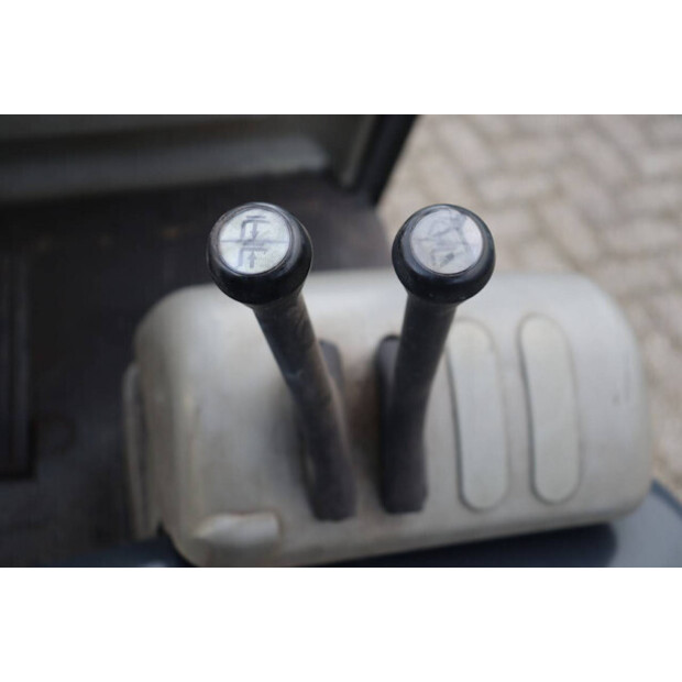 2002 ستيل R60-30-45929599