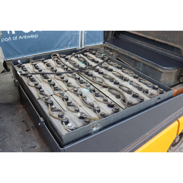 2002 ستيل R60-30-45929606