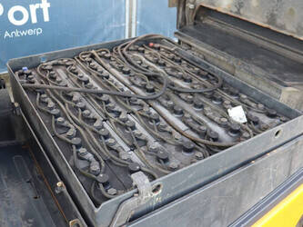 2003-still-r60-35-45929669