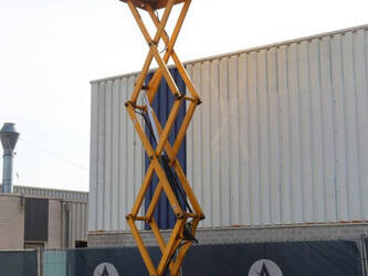 2012-haulotte-compact-8-1431073-45929728