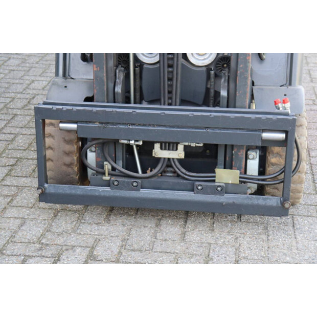 2016 ليندي E16-02-45929763