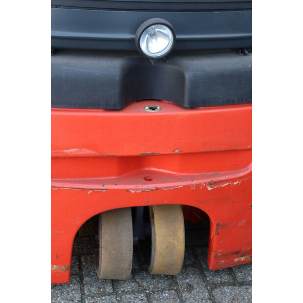 2016 ليندي E16-02-45929768