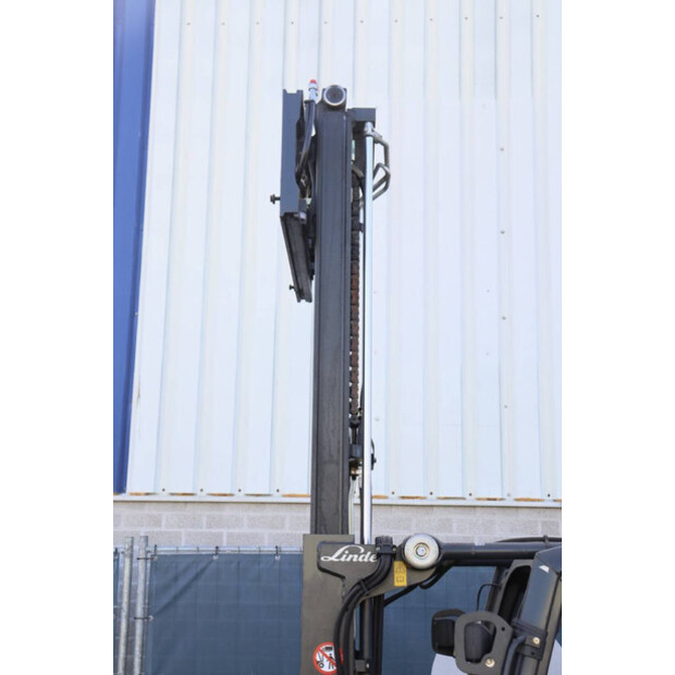 2016 ليندي E16-02-45929783