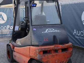 2003-linde-e30-02-1431078-45929847