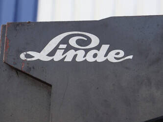 2003-linde-e30-02-1431078-45929854