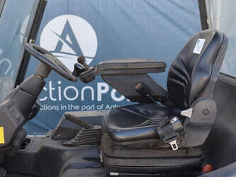 2003-linde-e30-02-1431078-45929863