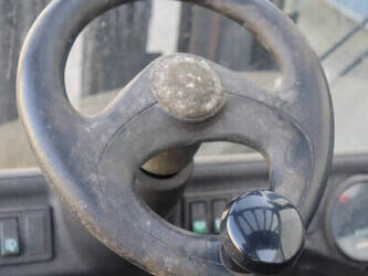 2003-linde-e30-02-1431078-45929867