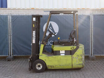 2001-clark-ctm-16-s-1431083-45929999